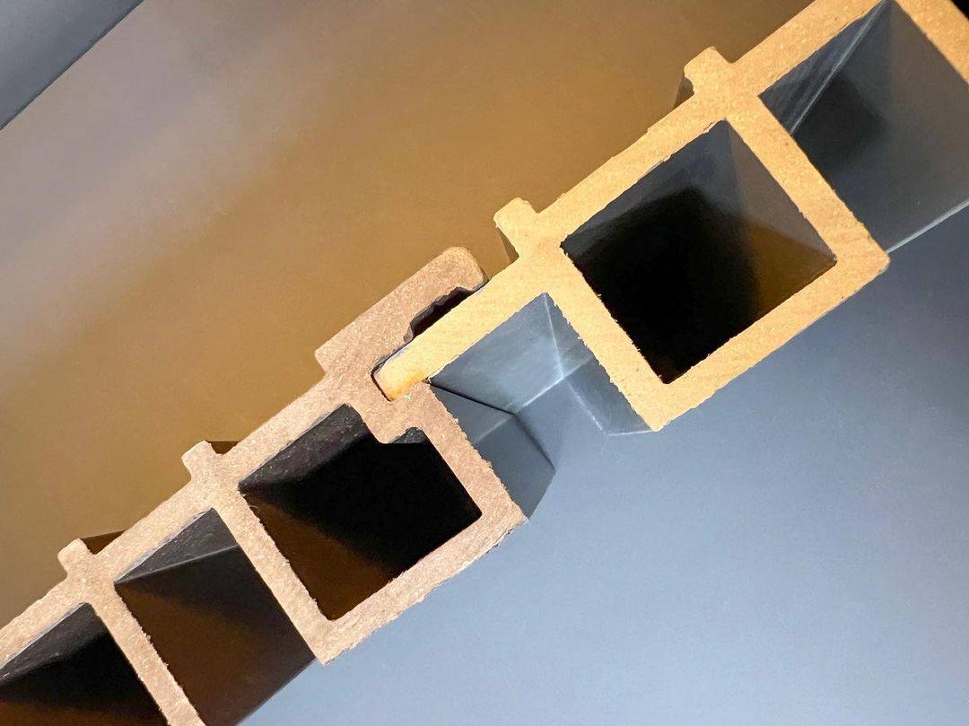 Фасадна рейкова панель ARline Темно-коричневий - Зображення 4