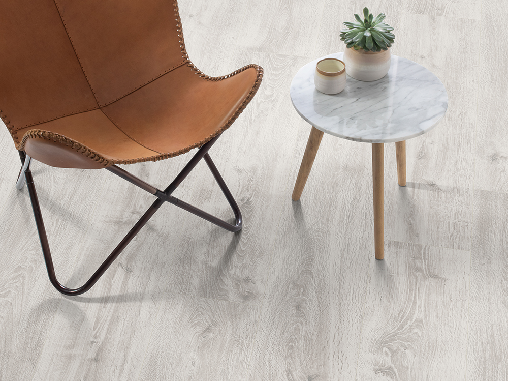 Ламинат Egger Large V4/32 8 мм Дуб Волтэм Белый EL2936